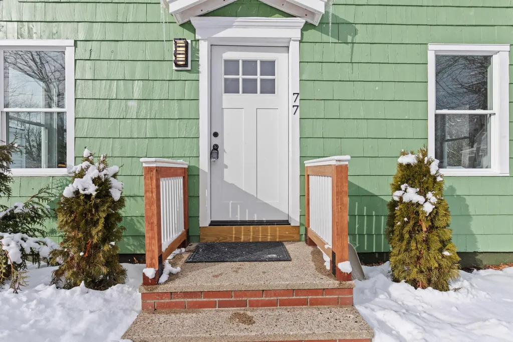 77 Edgewood Avenue Portland ME 04103