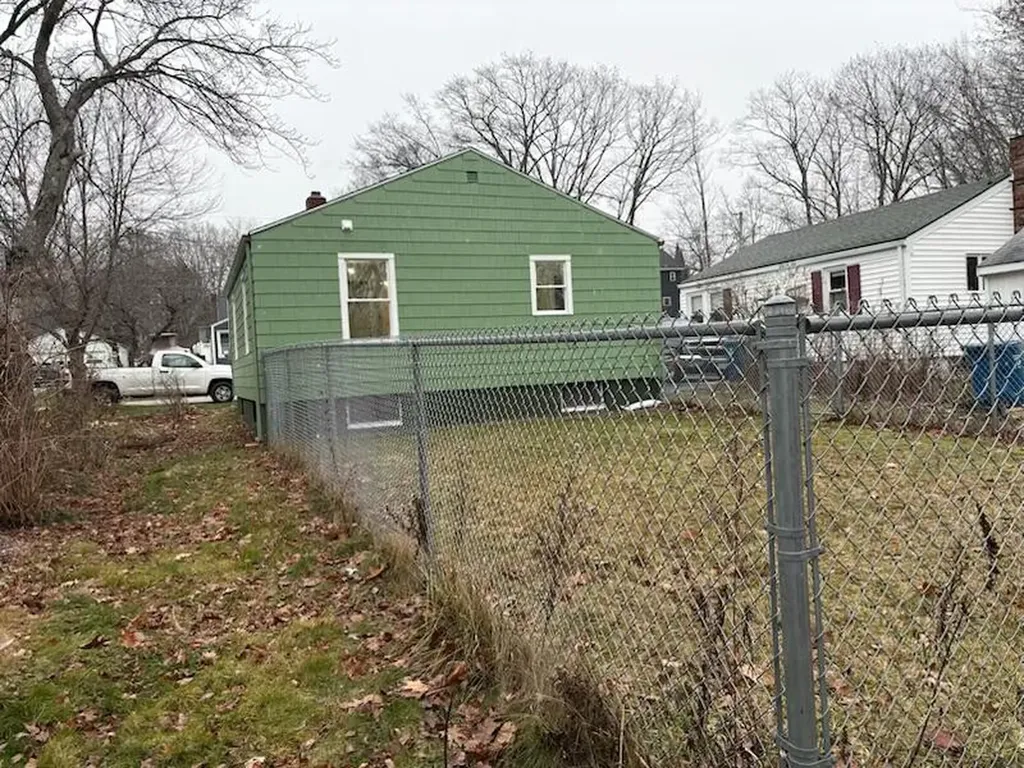 77 Edgewood Avenue Portland ME 04103