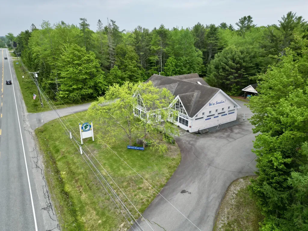 1545 Us-1 Hancock ME 04640