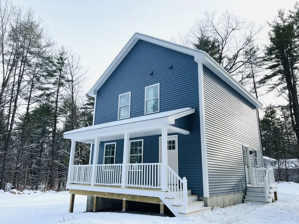 6 Moose Drive Limerick ME 04048