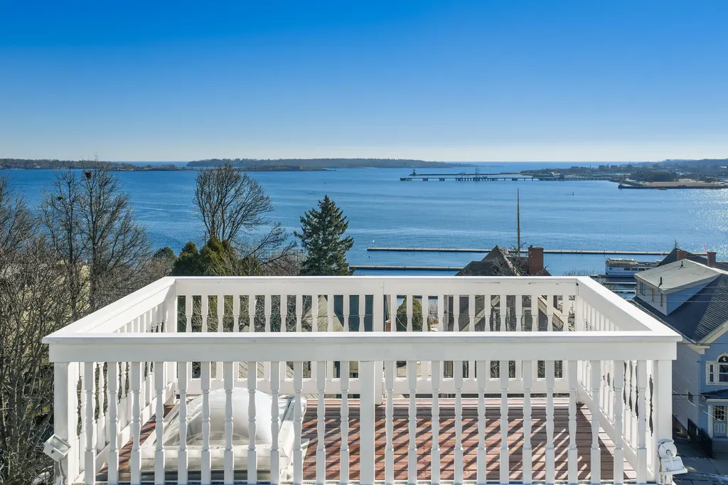 22 Eastern Promenade Portland ME 04101
