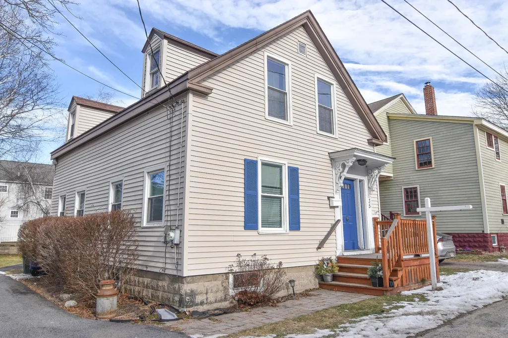 35 Jefferson Street South Portland ME 04106