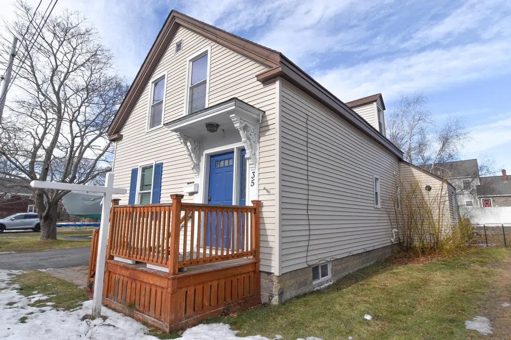 35 Jefferson Street South Portland ME 04106