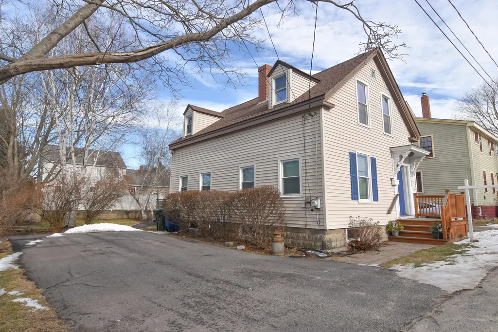 35 Jefferson Street South Portland ME 04106