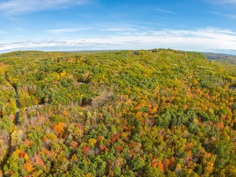 192 Mountain Road Raymond ME 04071