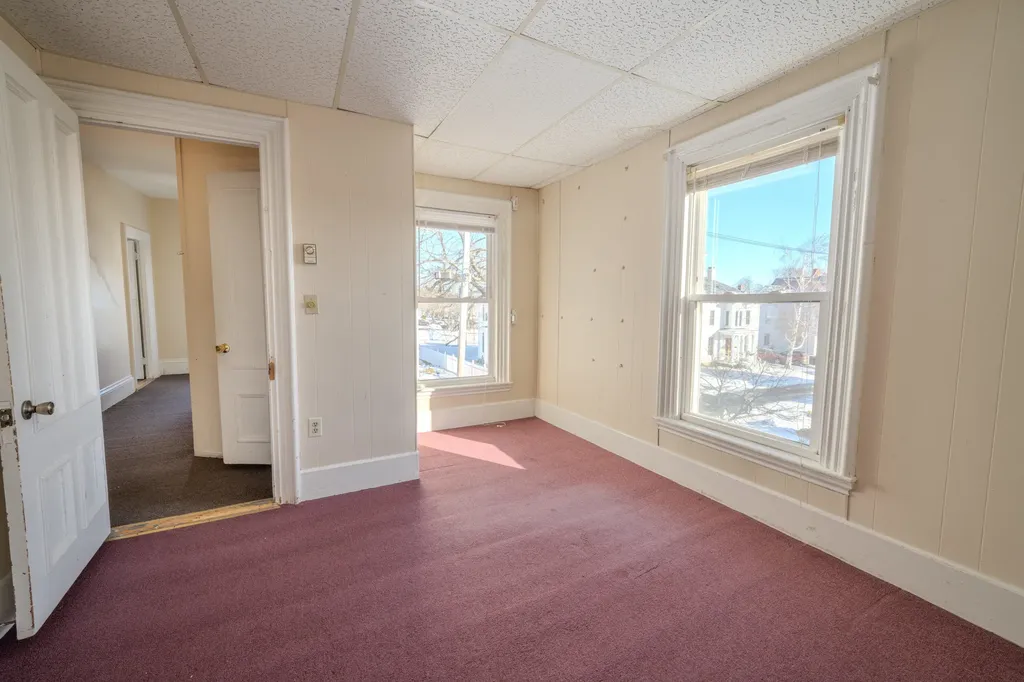 68 Masonic Street Rockland ME 04841