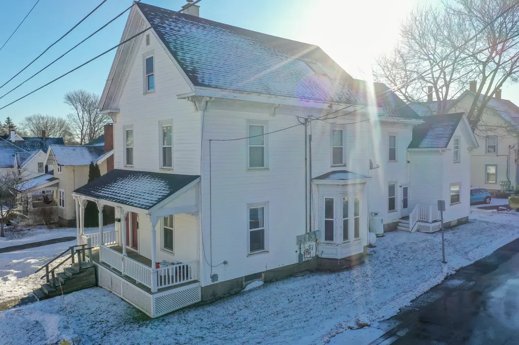 68 Masonic Street Rockland ME 04841