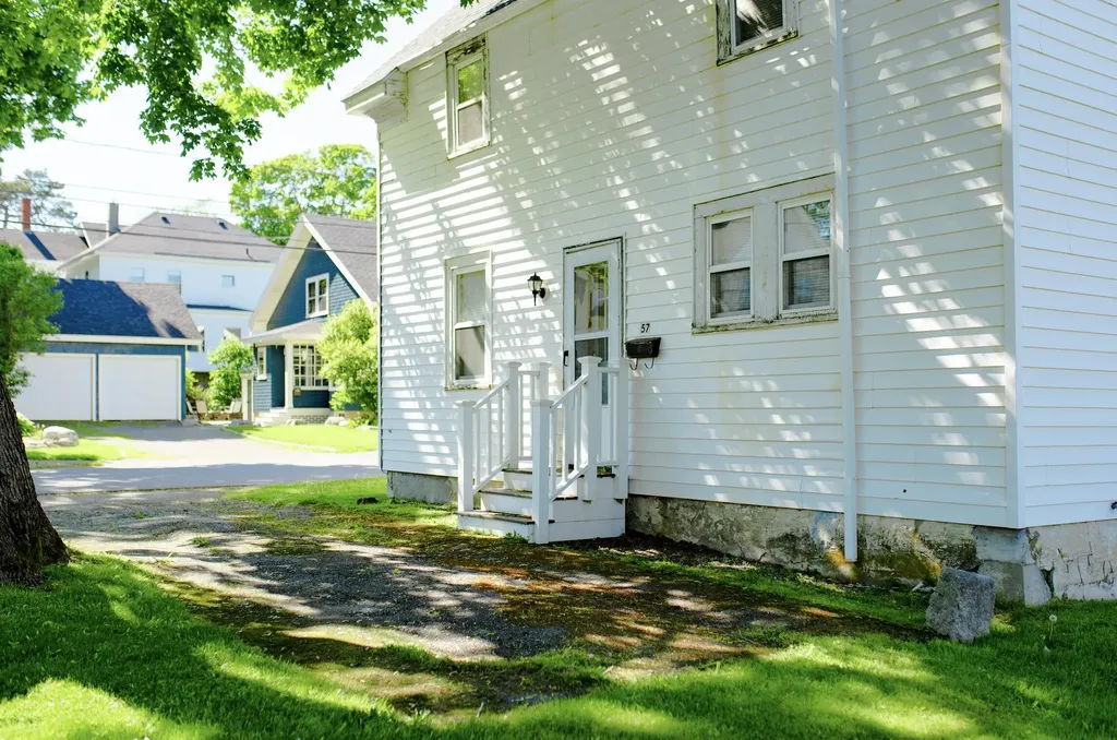 68 Masonic Street Rockland ME 04841