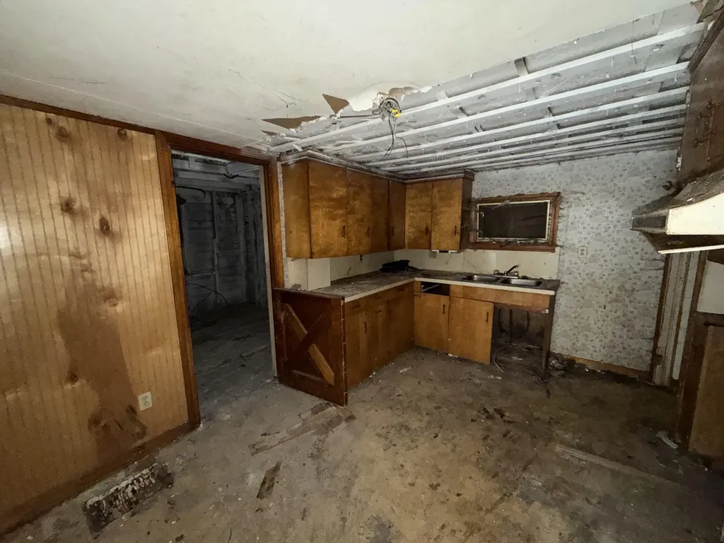 240 Grove Street Bangor ME 04401