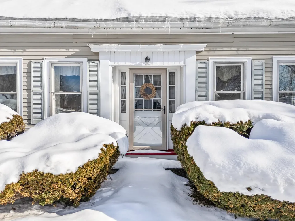 45 Elm Street Sabattus ME 04280