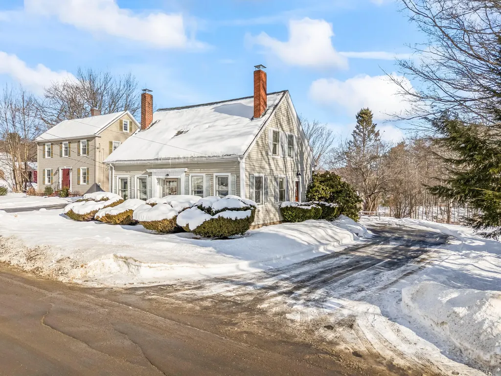 45 Elm Street Sabattus ME 04280
