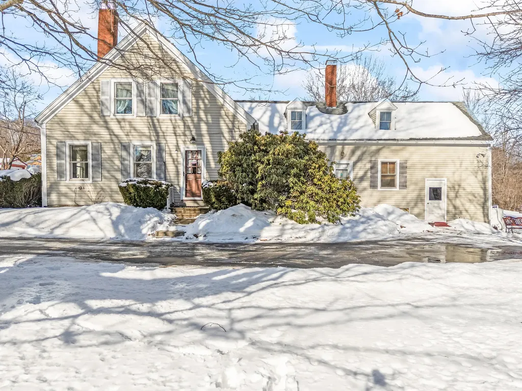 45 Elm Street Sabattus ME 04280
