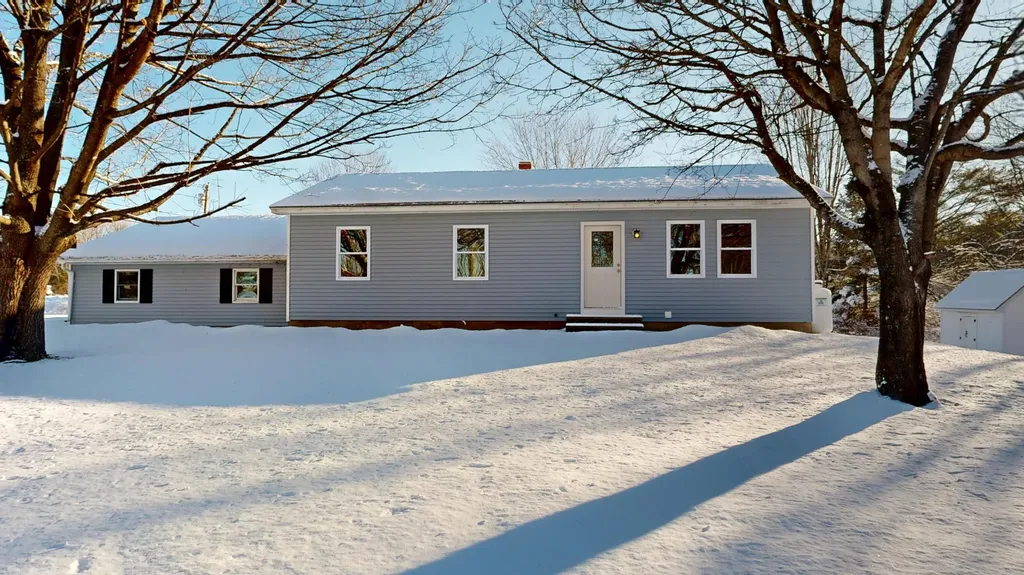4 Old Lisbon Road Lewiston ME 04240