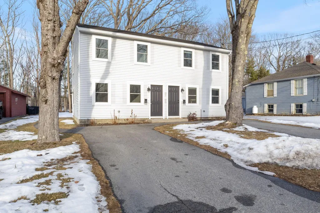 64 Woodlawn Avenue Portland ME 04103