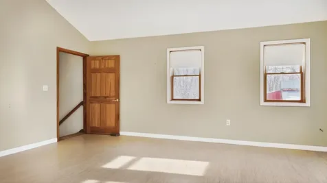 163 Valley Road Raymond ME 04071