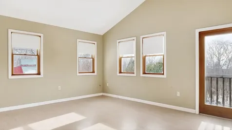 163 Valley Road Raymond ME 04071