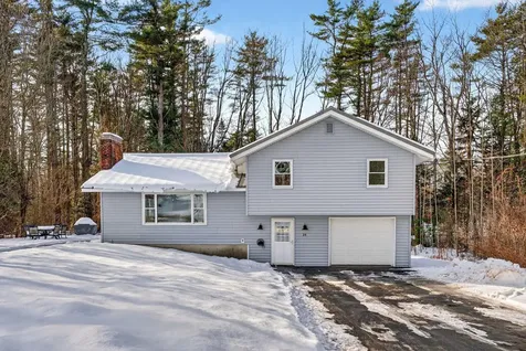 24 Mast Lane Yarmouth ME 04096