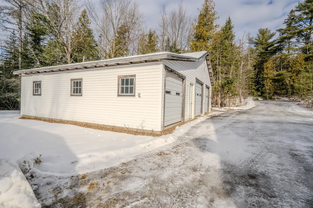 182 Turkey Path Bucksport ME 04416