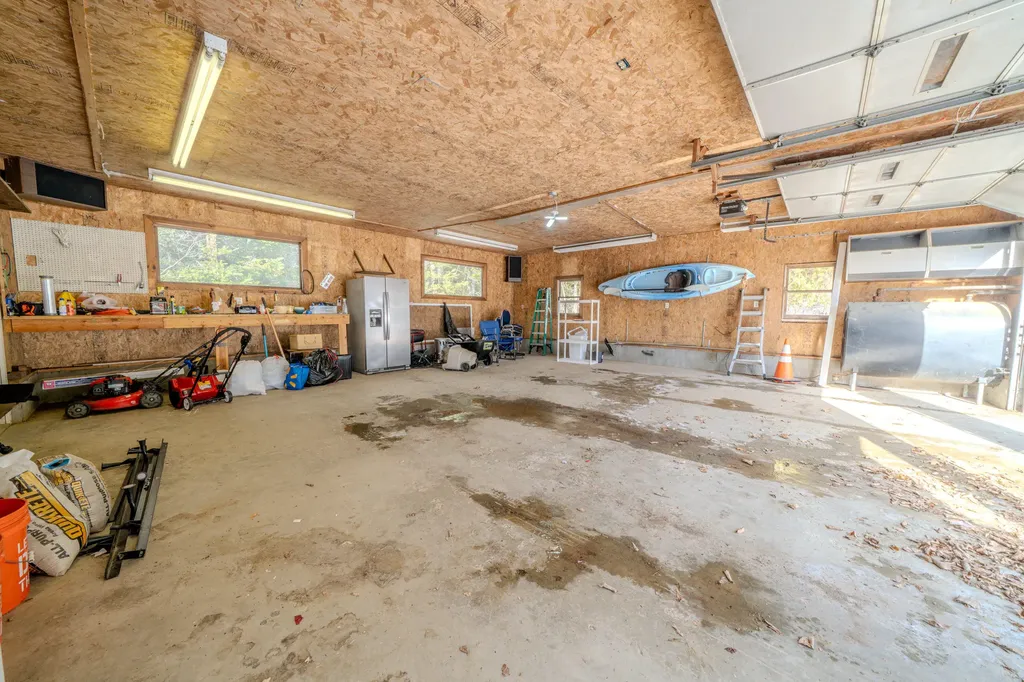 182 Turkey Path Bucksport ME 04416