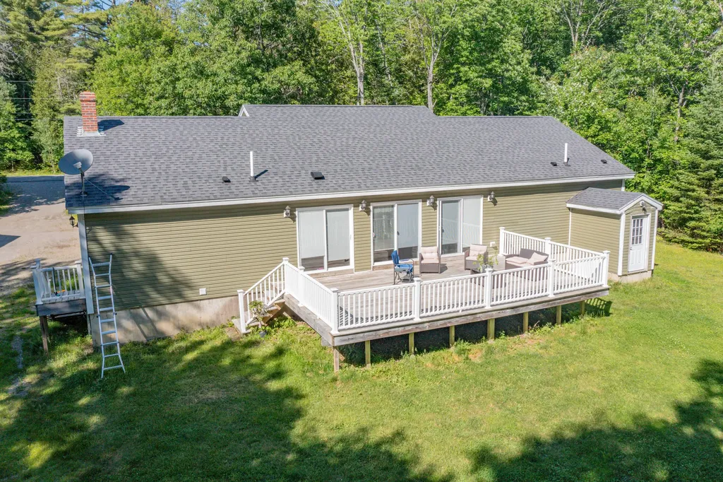 182 Turkey Path Bucksport ME 04416
