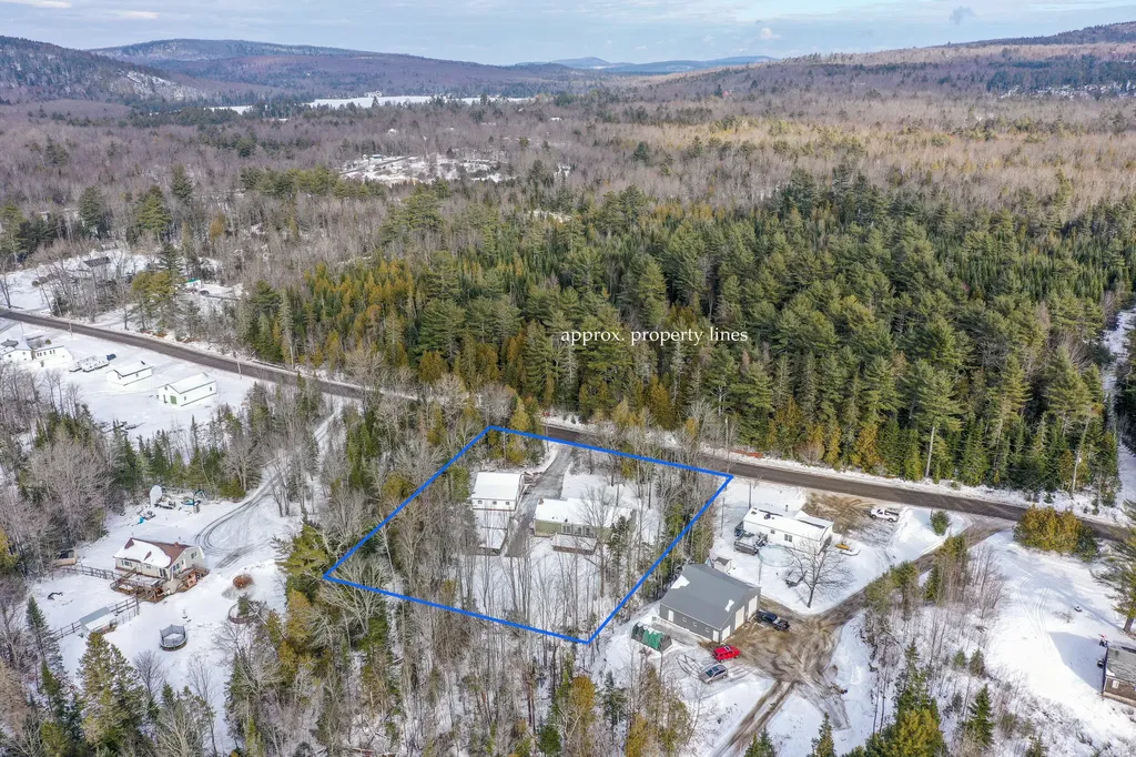 182 Turkey Path Bucksport ME 04416