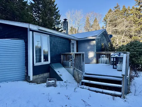17 East Side Deer Isle ME 04627