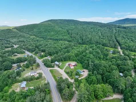 19 Knox Road Peru ME 04290
