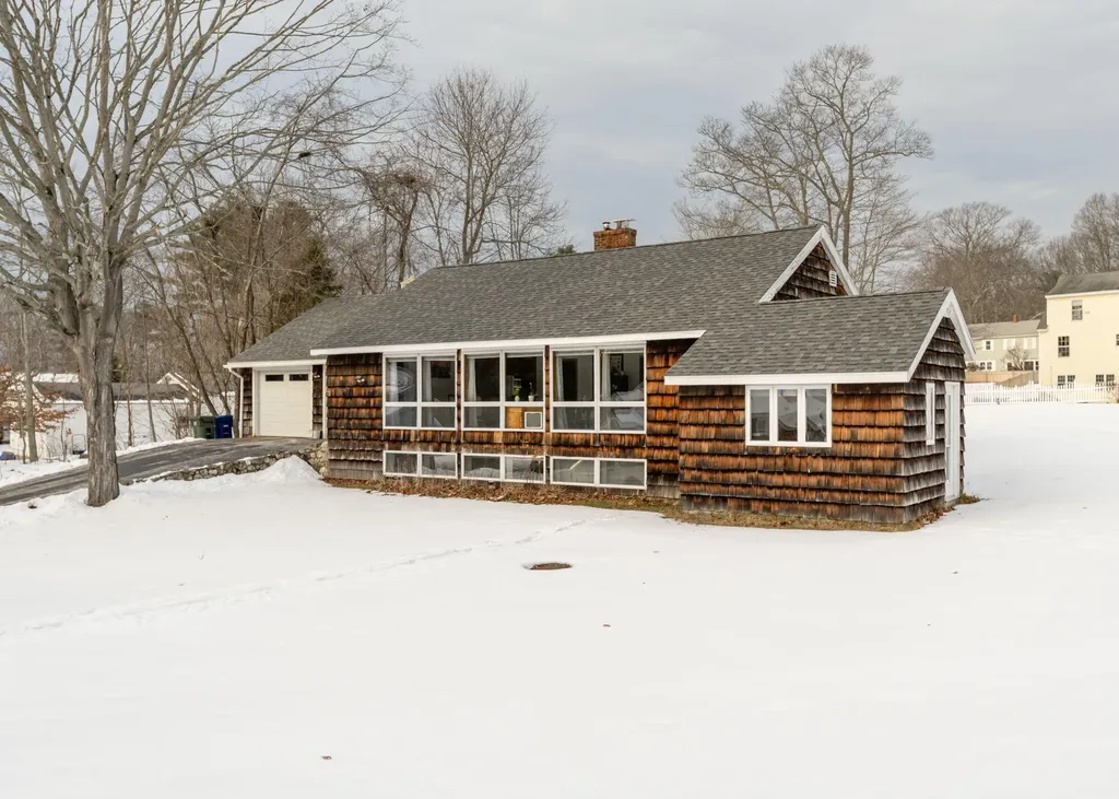 75 Landry Circle South Portland ME 04106