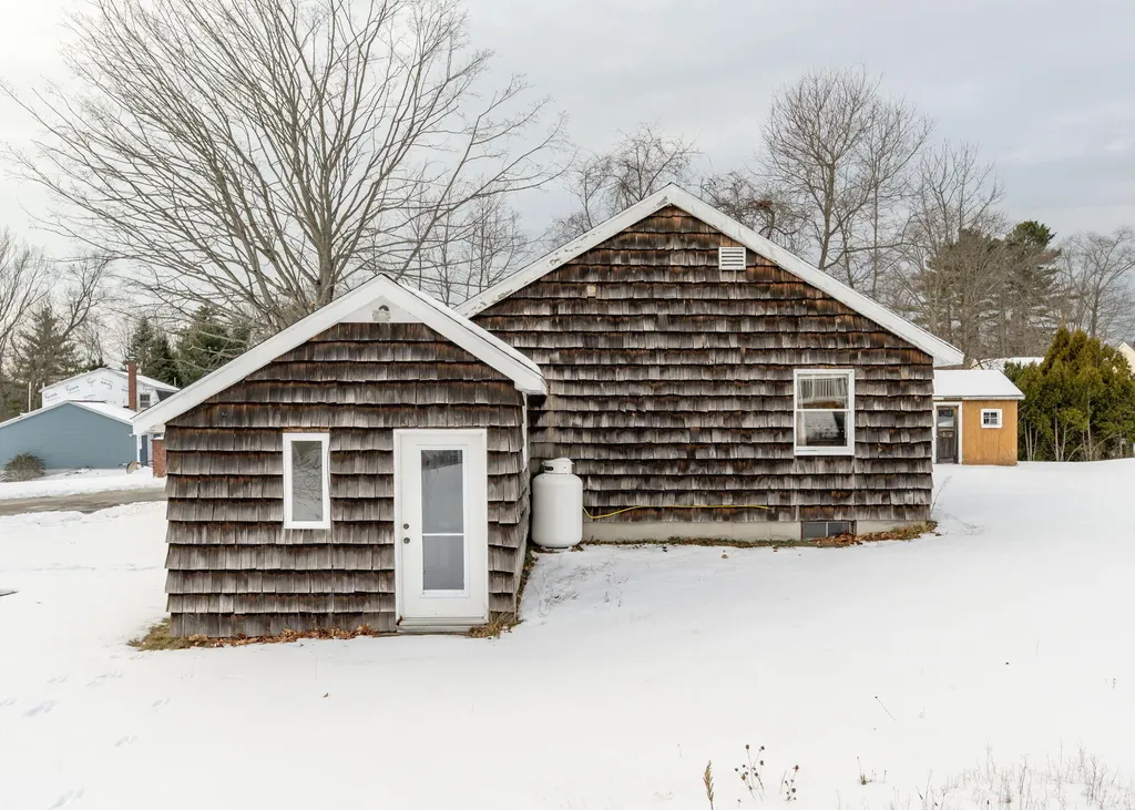 75 Landry Circle South Portland ME 04106