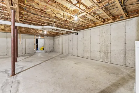 102 Rita Way Brunswick ME 04011