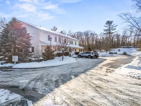 102 Rita Way Brunswick ME 04011