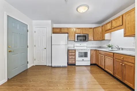 102 Rita Way Brunswick ME 04011