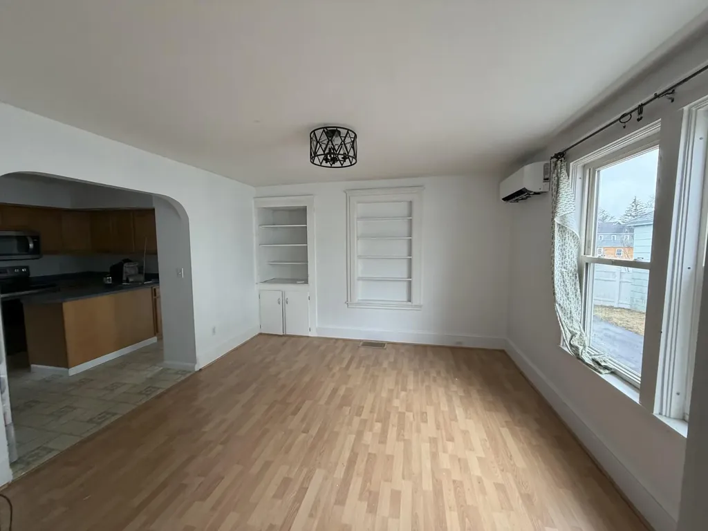 211 Maple Street Bangor ME 04401
