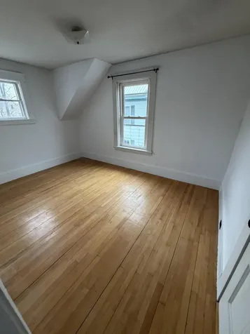 211 Maple Street Bangor ME 04401