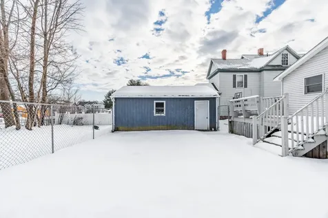 211 Maple Street Bangor ME 04401