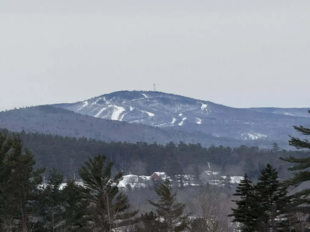 3 Moose Ridge Hanover ME 04237