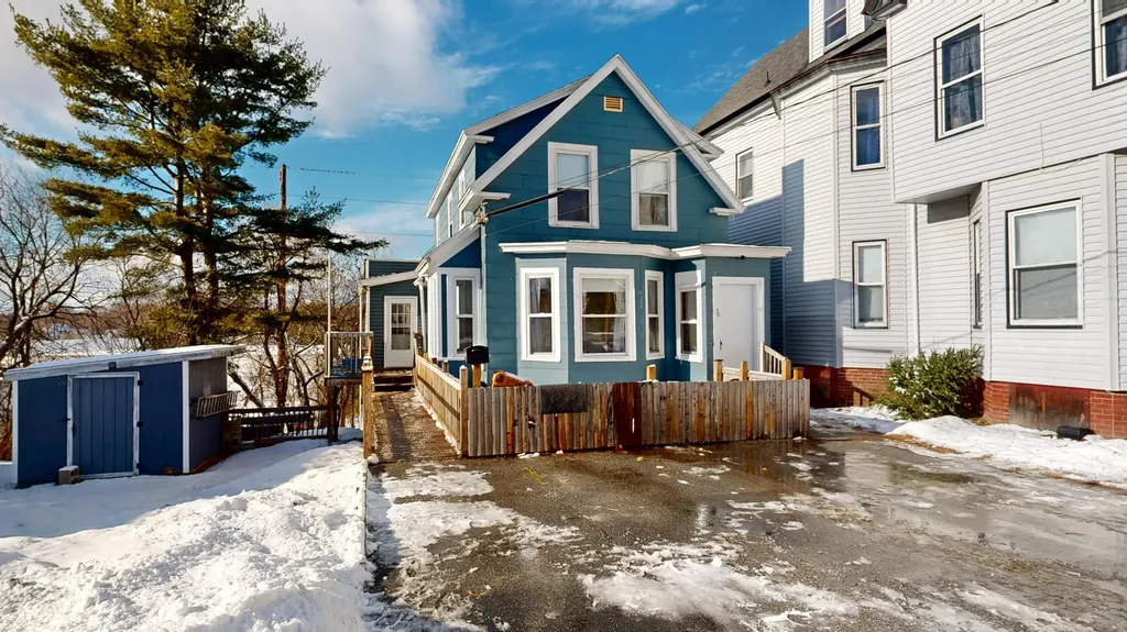 30 Cottage Street Lewiston ME 04240