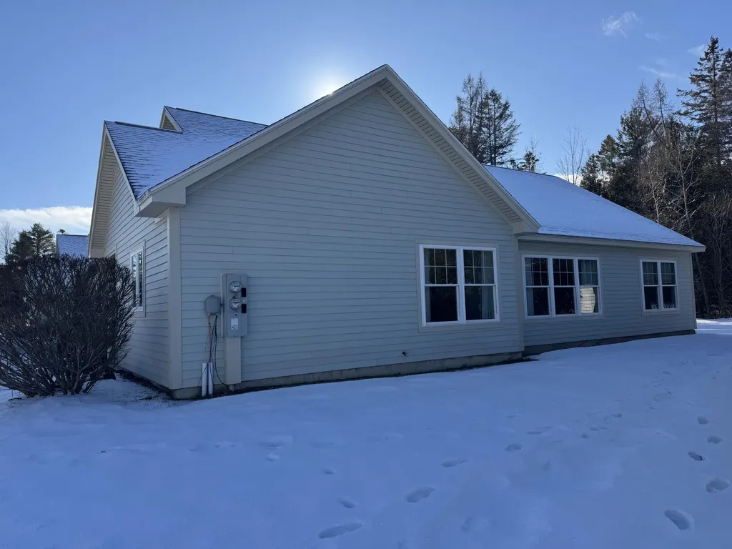29 Pebble Creek Orrington ME 04474