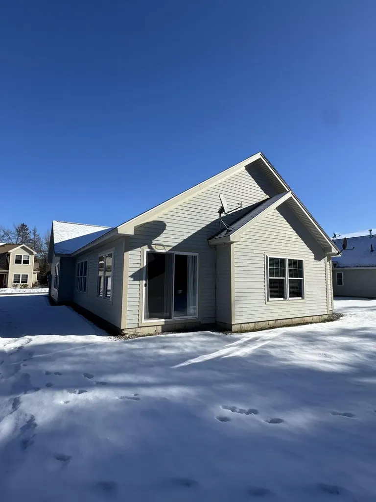 29 Pebble Creek Orrington ME 04474