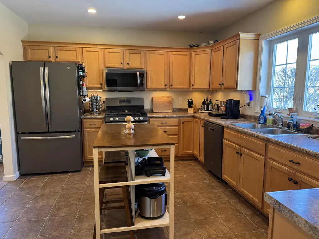 29 Pebble Creek Orrington ME 04474