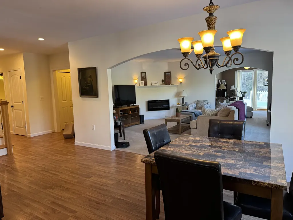 29 Pebble Creek Orrington ME 04474