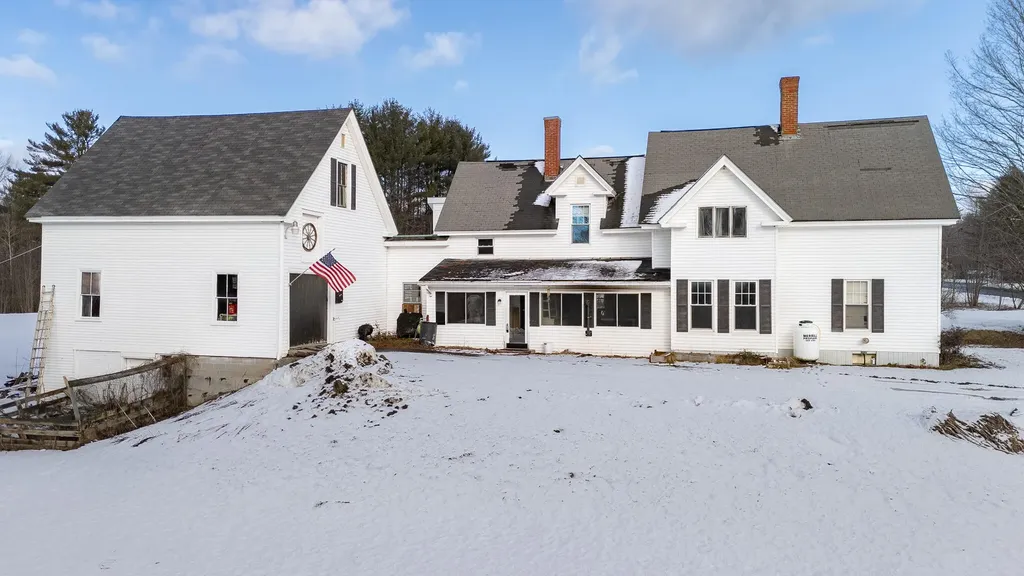1153 Dexter Road Dover-foxcroft ME 04426