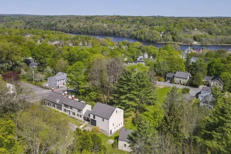42 Winthrop Street Hallowell ME 04347