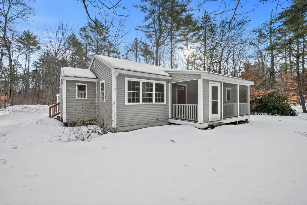 2 Alling Drive Gray ME 04039