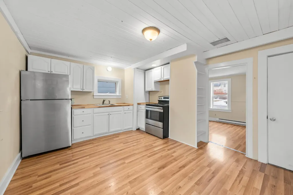 5 Bunker Street Rockland ME 04841