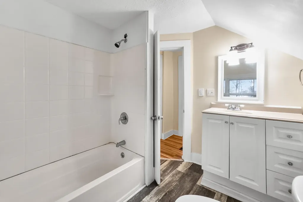5 Bunker Street Rockland ME 04841