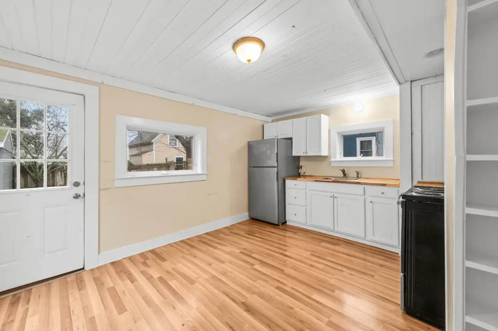 5 Bunker Street Rockland ME 04841