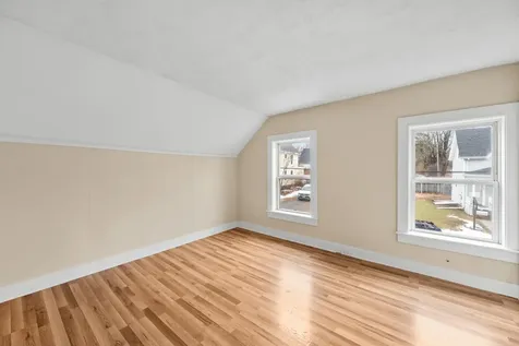 5 Bunker Street Rockland ME 04841