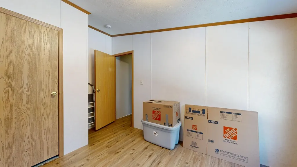 10 Smart Lane Monmouth ME 04259