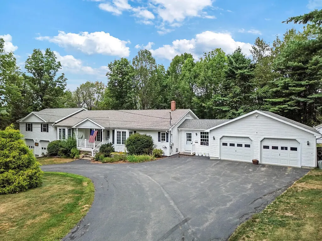 336 Main Street Winthrop ME 04364